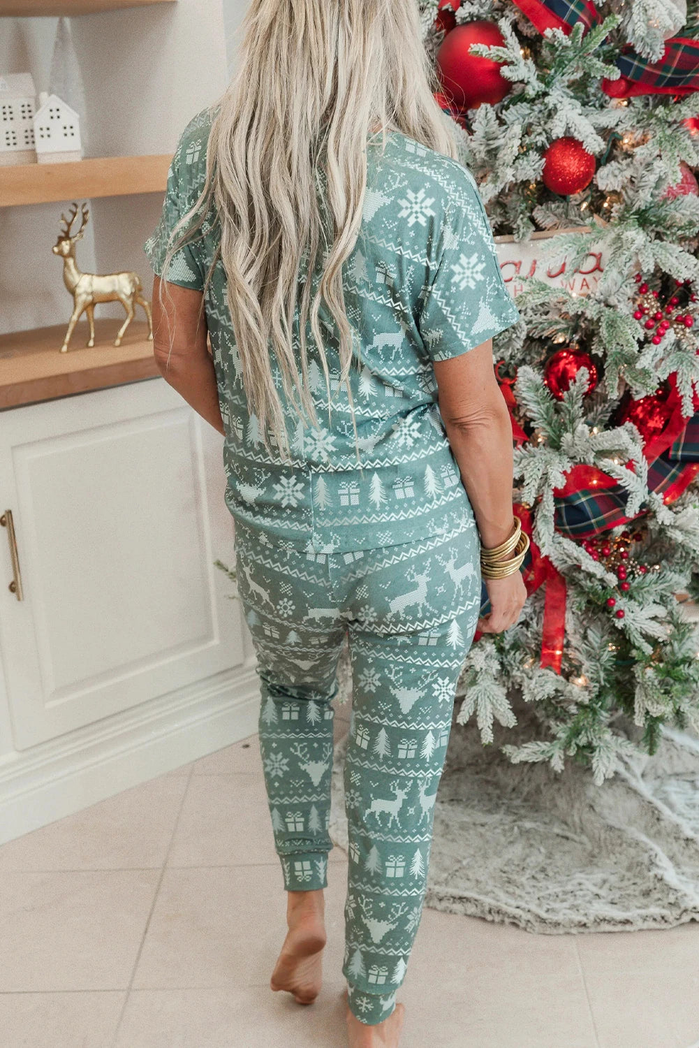 Green Snowflake Print V Neck Tee Drawstring Pants 2pcs Lounge Set image 2